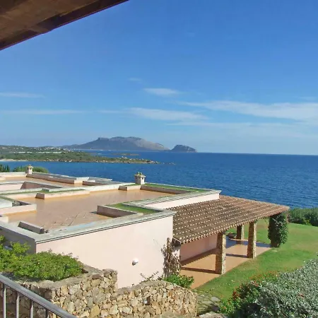 Apartment Locazione Turistica Bellosguardo.2 *